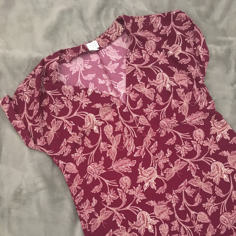 Deep V, Floral, Maroon Dress